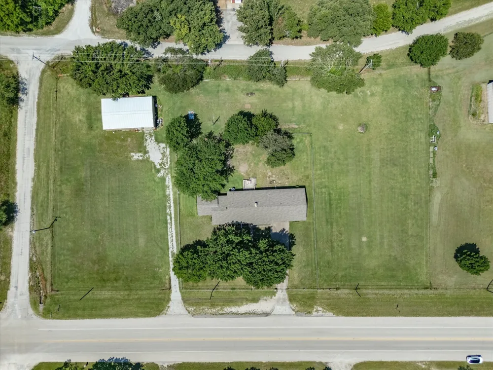 7642 Tx-175 Montague, TX 76251
