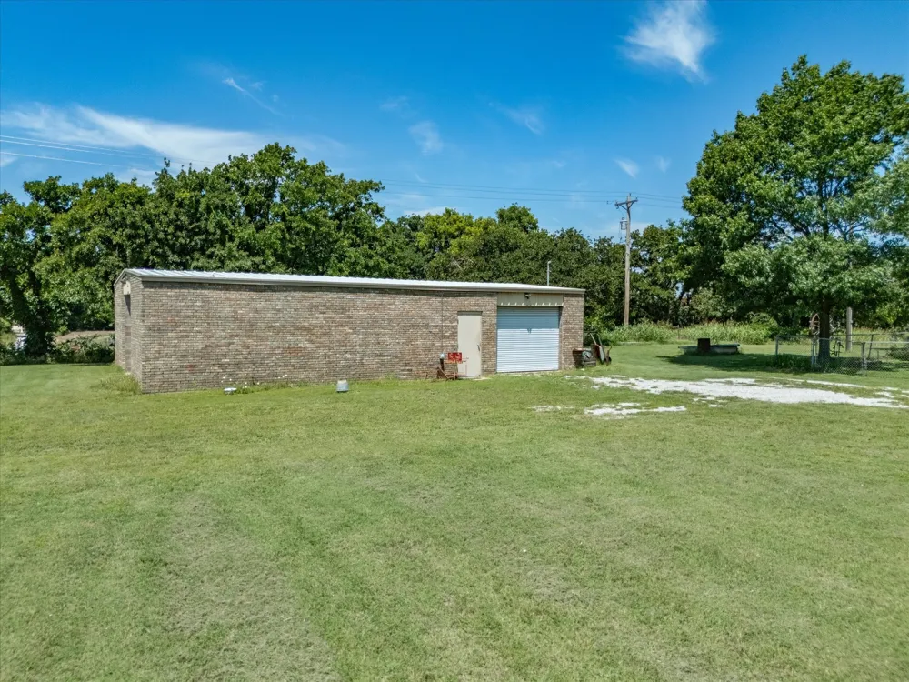 7642 Tx-175 Montague, TX 76251