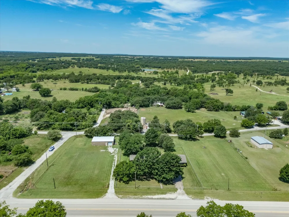 7642 Tx-175 Montague, TX 76251