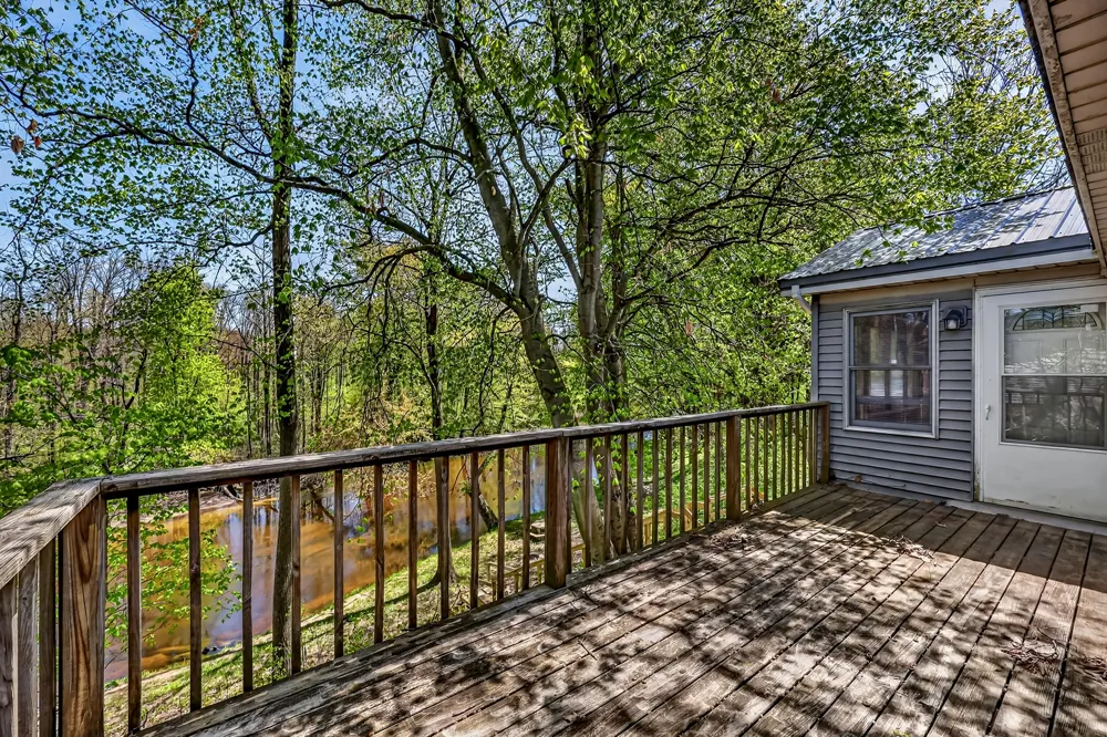 3868 S Riverview Drive Hesperia, MI 49421