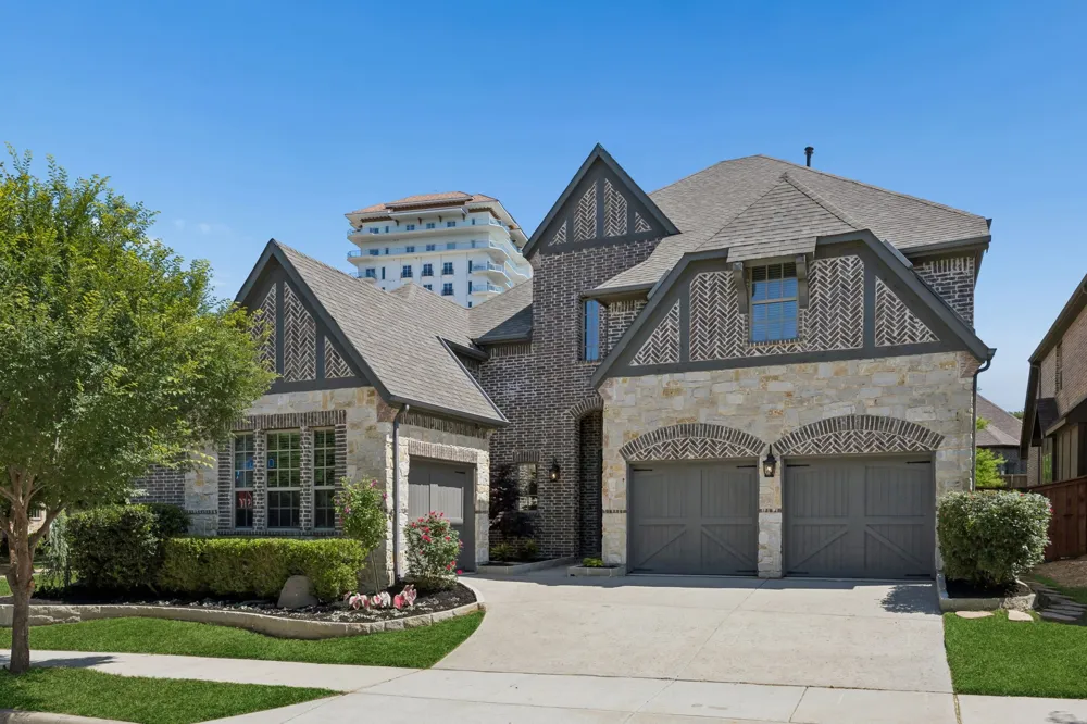 2601 Fairhill Lane Flower Mound, TX 75022