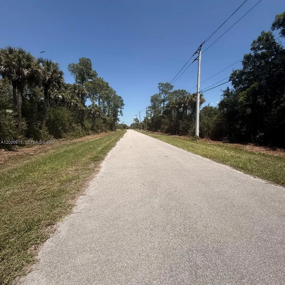 3811 SE 34 Ave Naples, FL 34117
