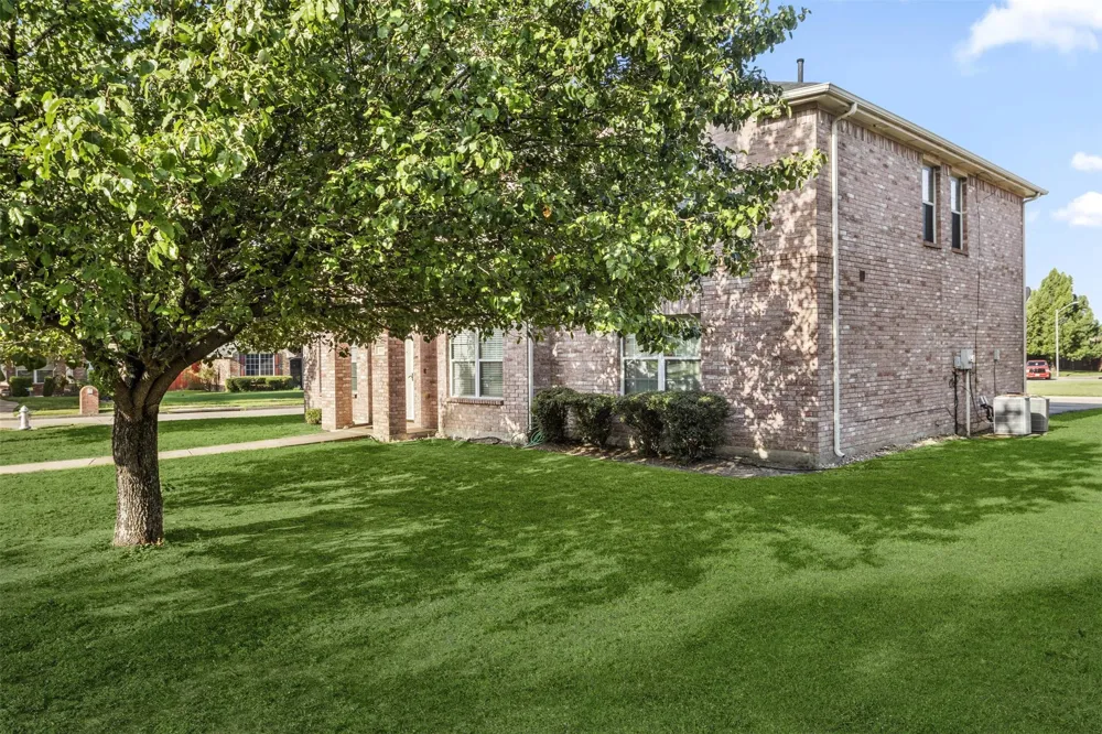 603 Zollman Court Lancaster, TX 75146
