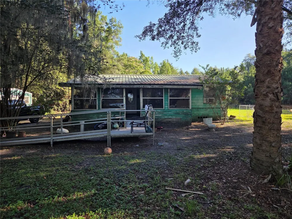 9845 NW 160TH STREET Reddick, FL 32686