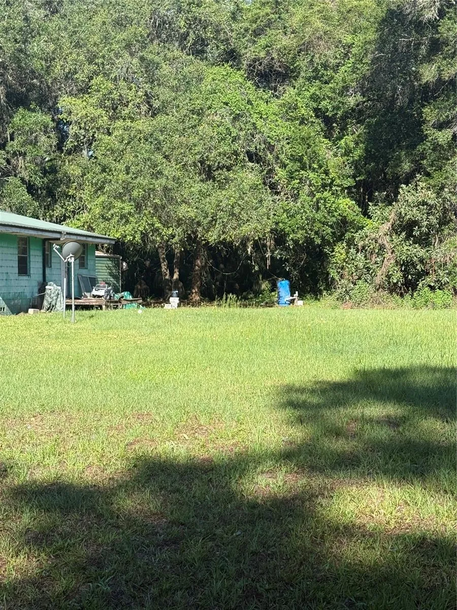 9845 NW 160TH STREET Reddick, FL 32686