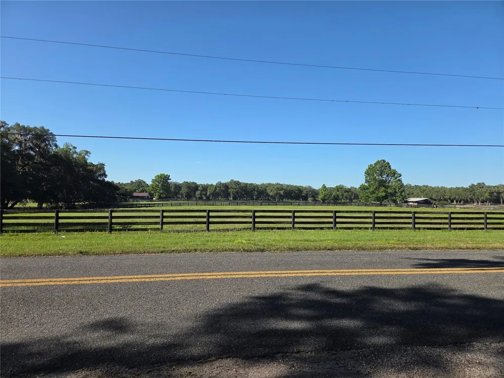 9845 NW 160TH STREET Reddick, FL 32686