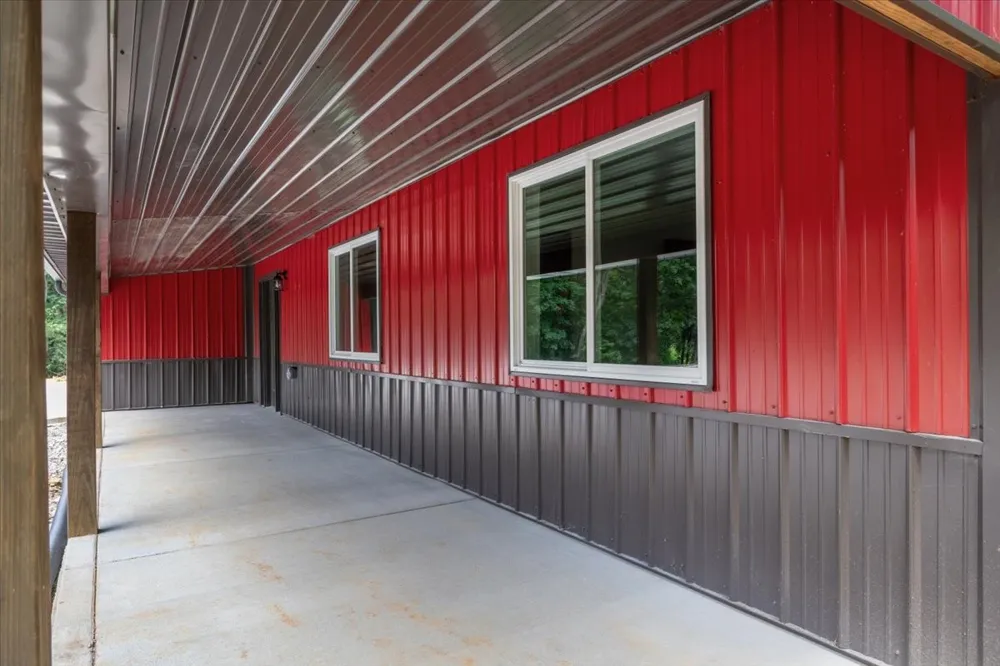 2796 Highway 100 Centerville, TN 37033