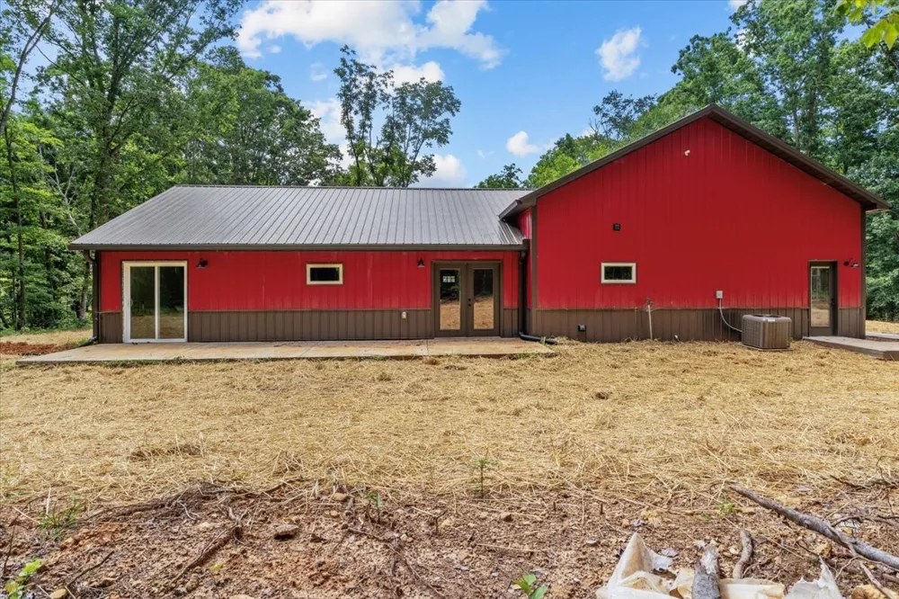 2796 Highway 100 Centerville, TN 37033