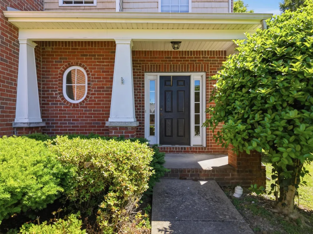 6896 Bridgewater Dr Nashville, TN 37221