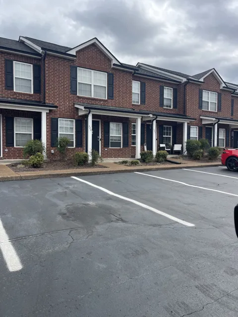 329 Stewarts Landing Cir