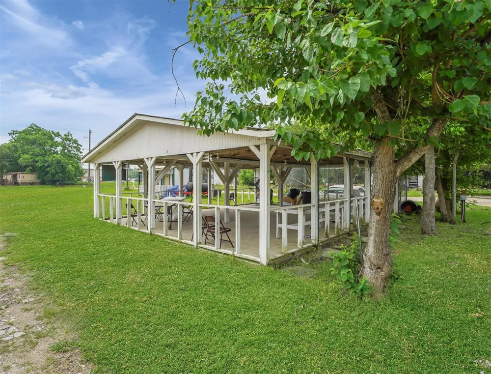 2842 5th Street Stafford, TX 77477