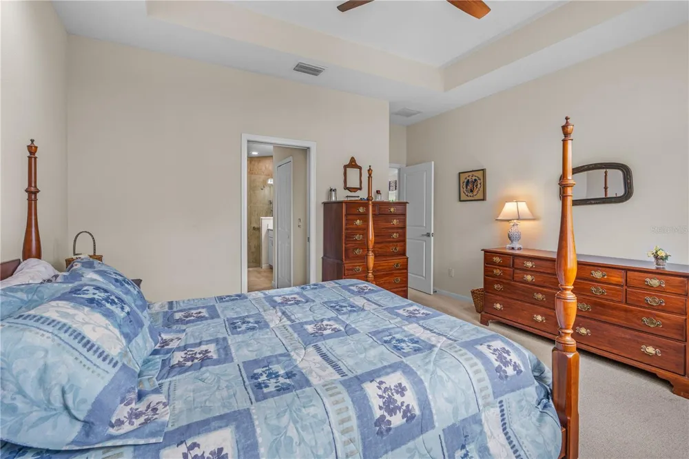 466 MARGARITAVILLE AVENUE Daytona Beach, FL 32124