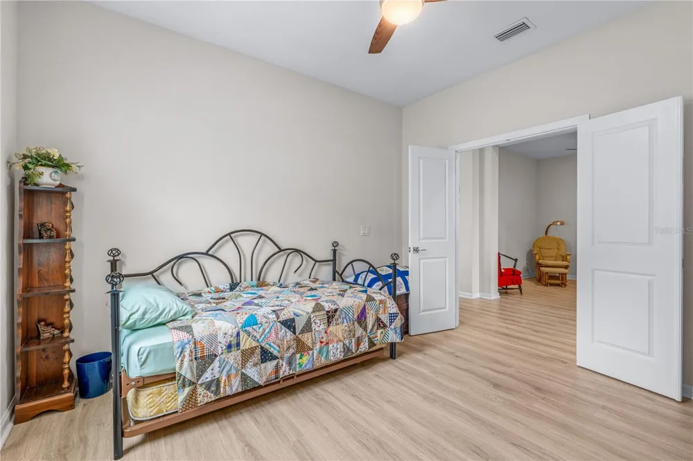 466 MARGARITAVILLE AVENUE Daytona Beach, FL 32124