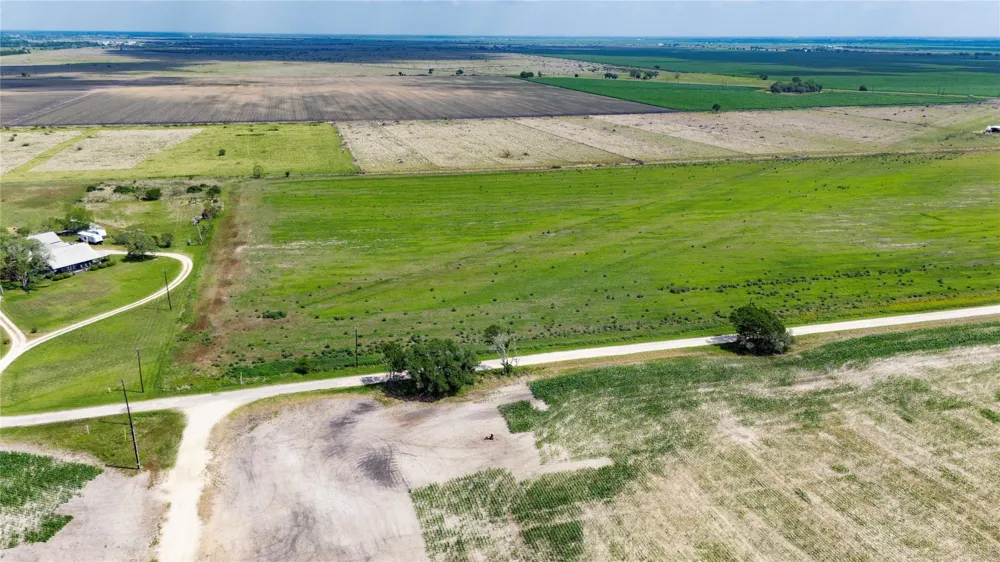 758 County Road 309 -6 Edna, TX 77957