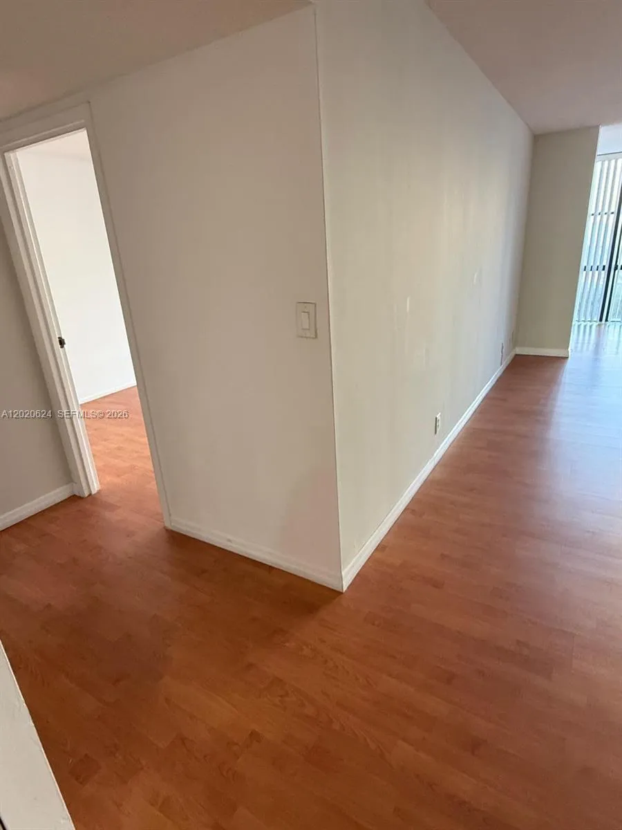 800 Parkview Dr #406 Hallandale Beach, FL 33009