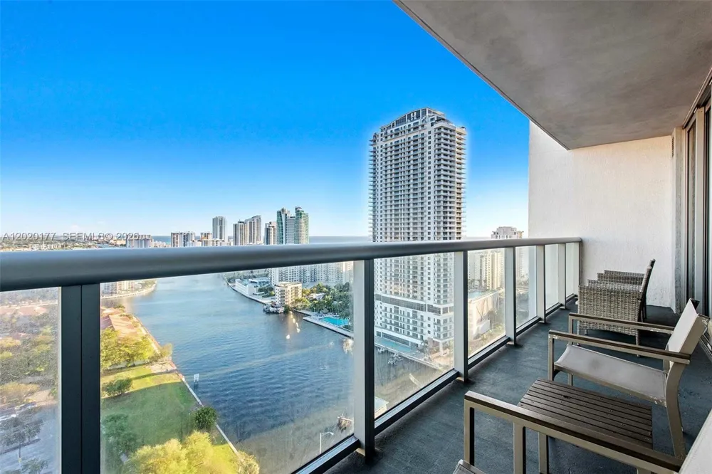 2602 E Hallandale Beach Blvd #R2604 Hallandale Beach, FL 33009