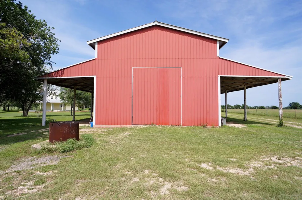 1610 County Road 463 Elgin, TX 78621