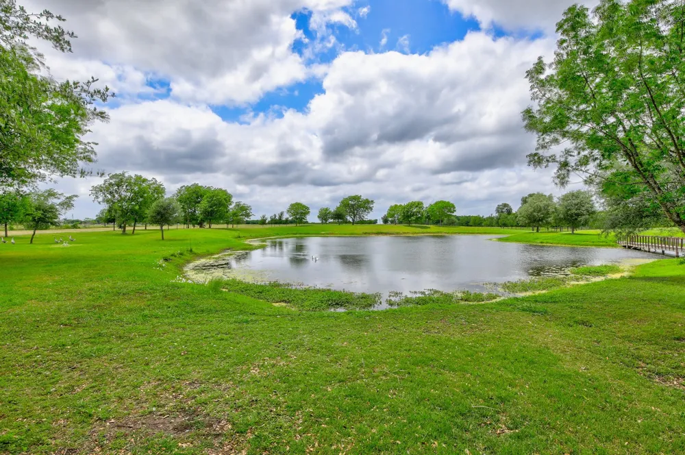 1610 County Road 463 Elgin, TX 78621