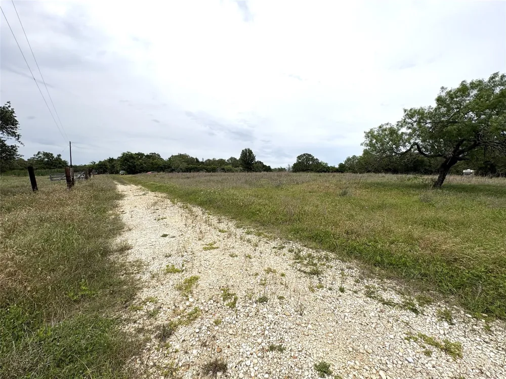 1669 Beaver Creek Drive Caldwell, TX 77836