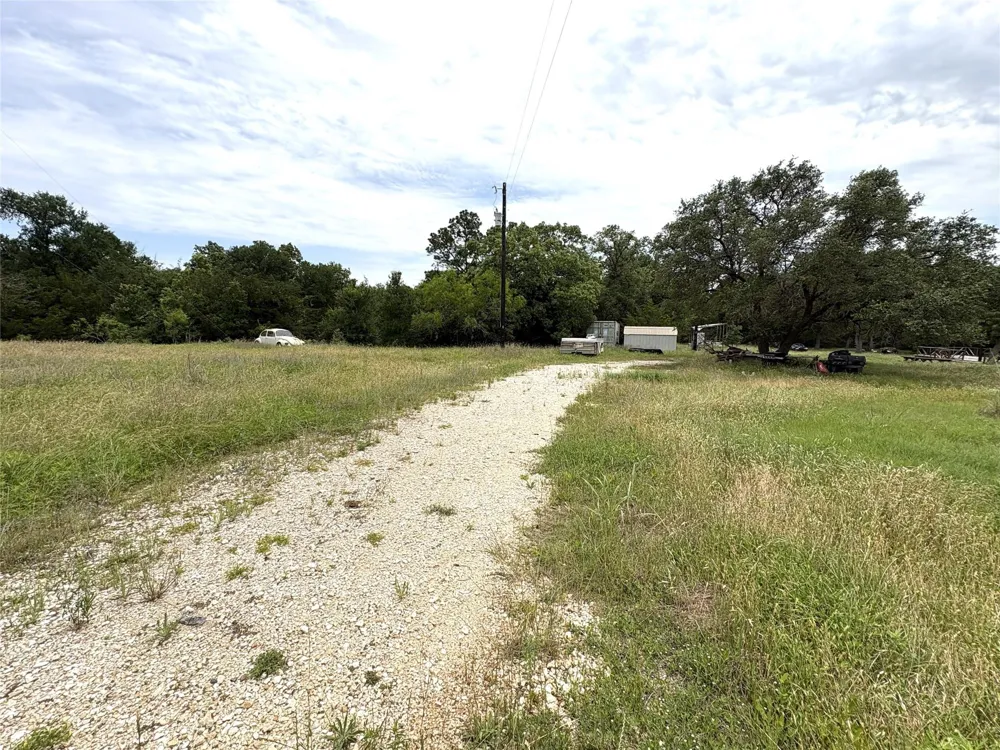 1669 Beaver Creek Drive Caldwell, TX 77836