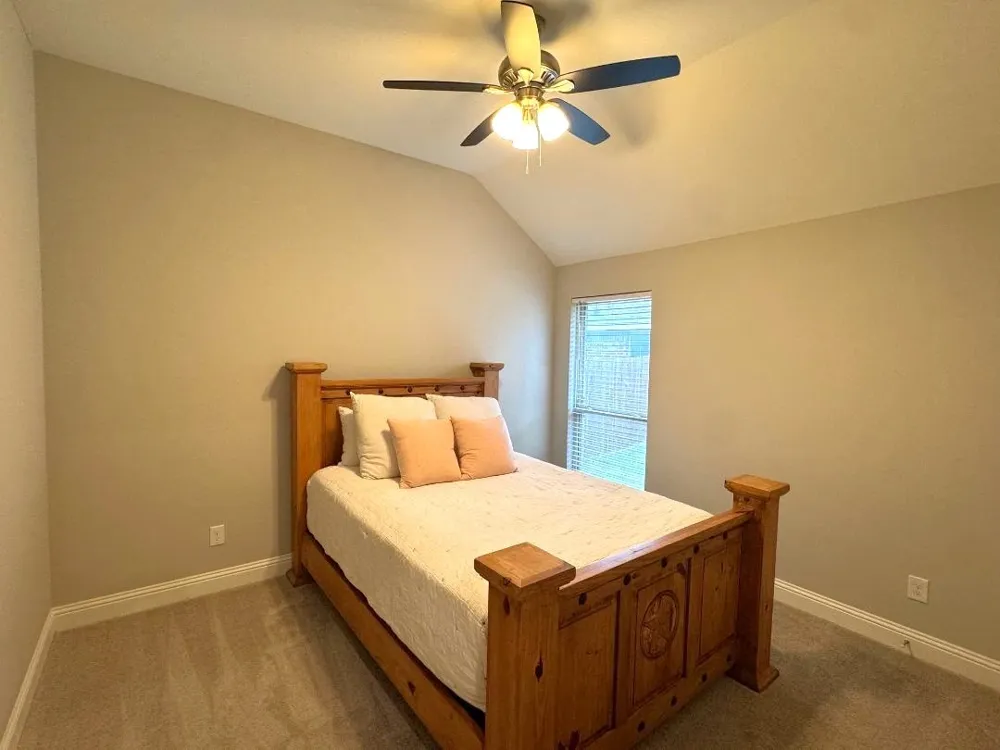 1455 Radecke Road Krum, TX 76249