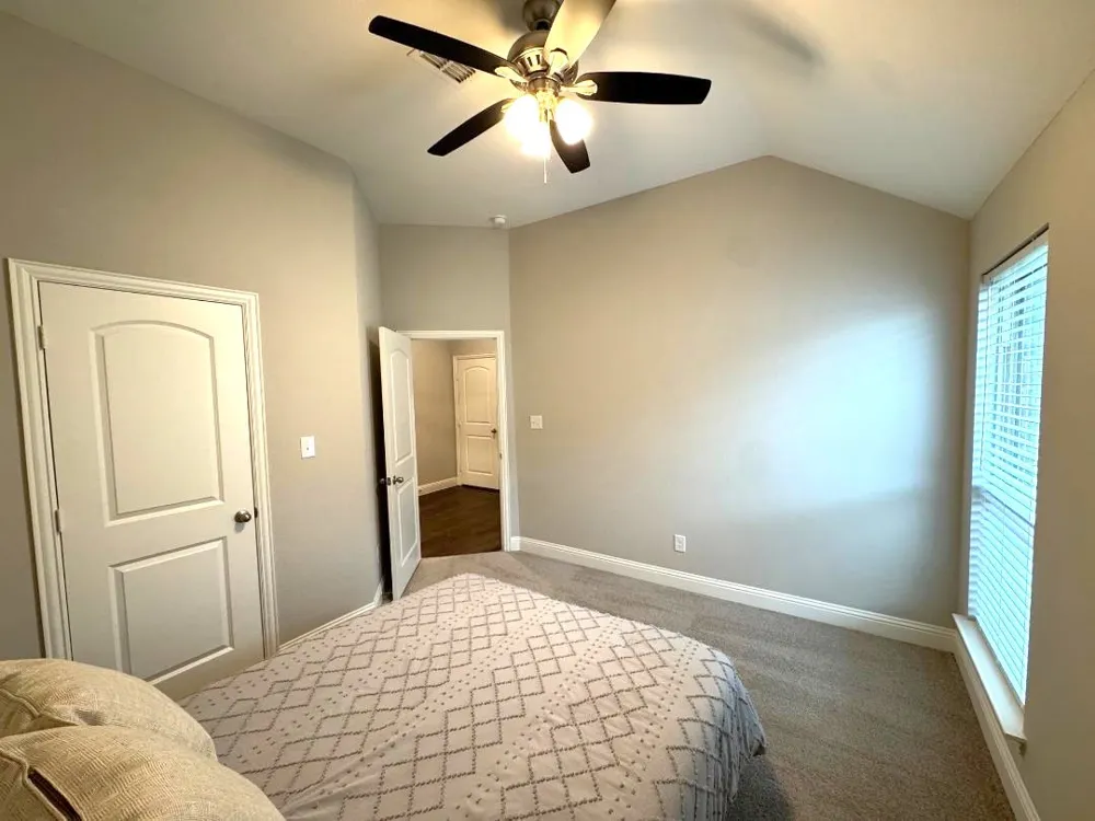 1455 Radecke Road Krum, TX 76249