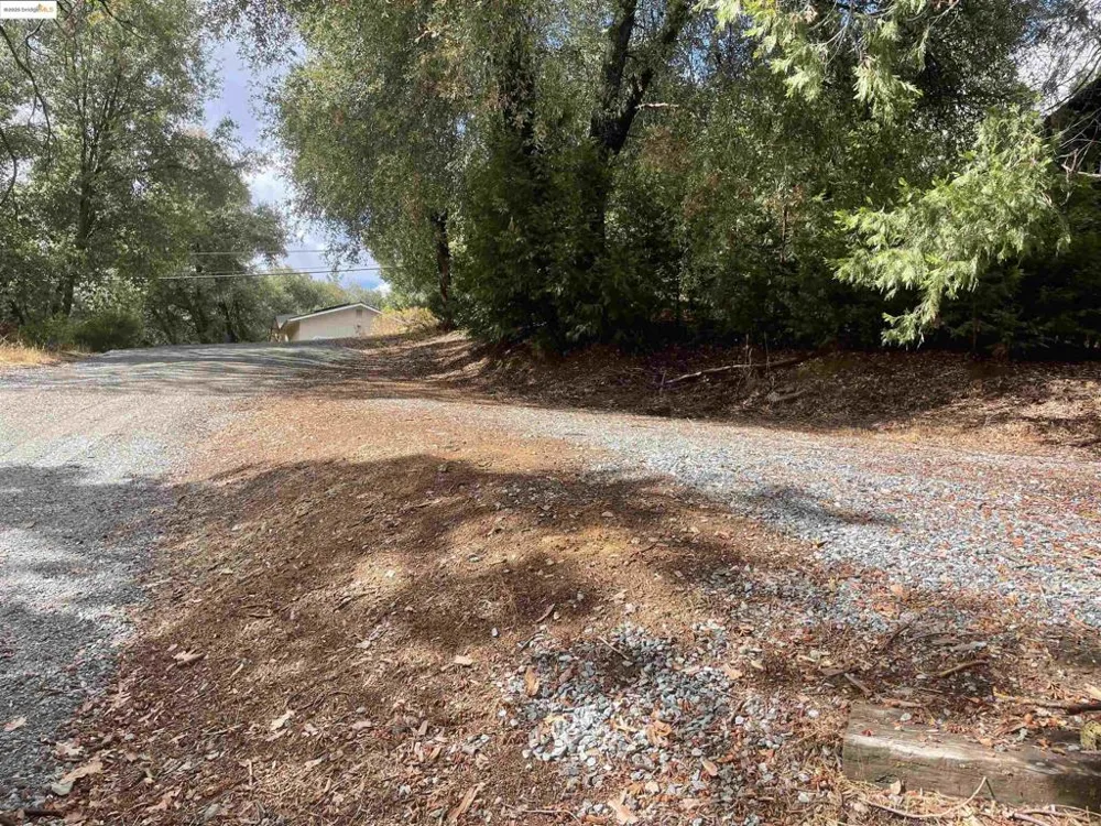 21818 Fallview Dr Sonora, CA 95370
