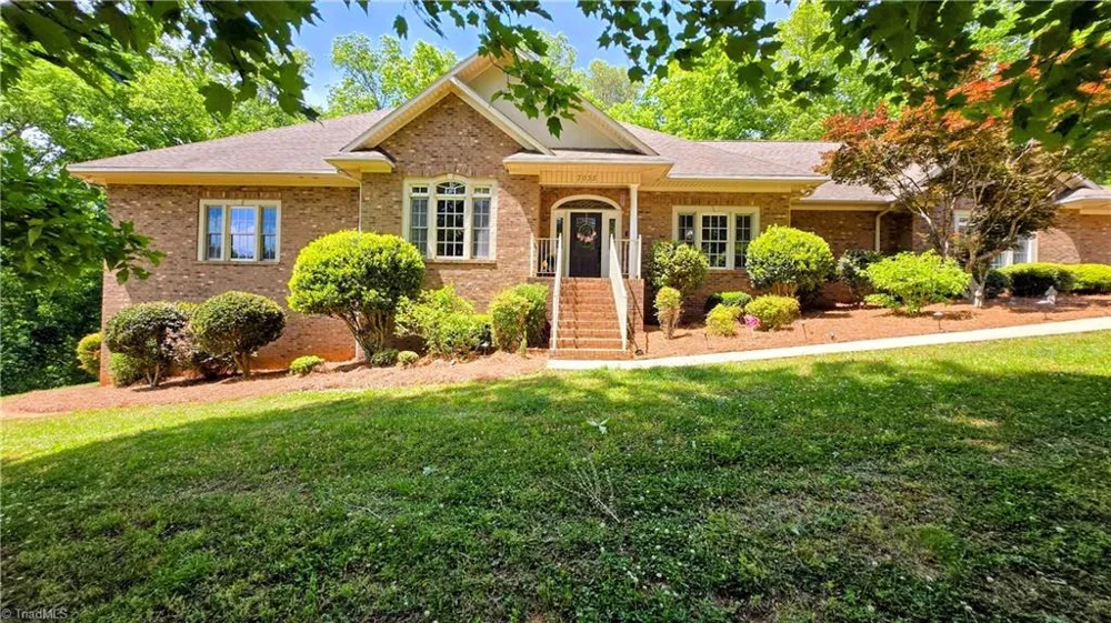 7035 Skylark Road Lewisville, NC 27040