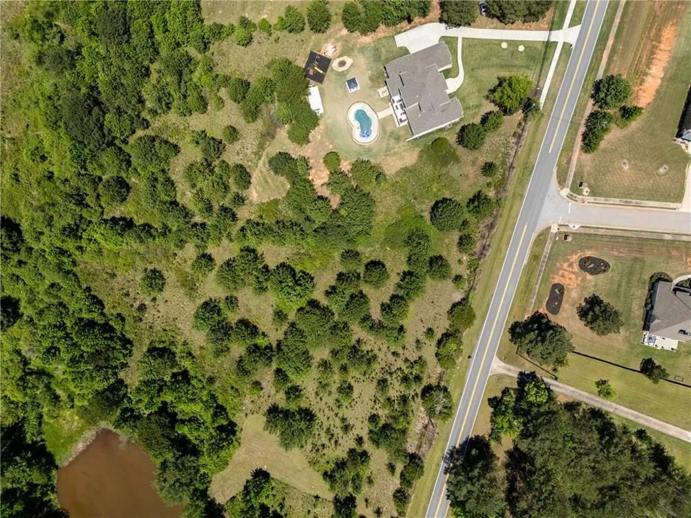 6707 Bishop Road Fairburn, GA 30213