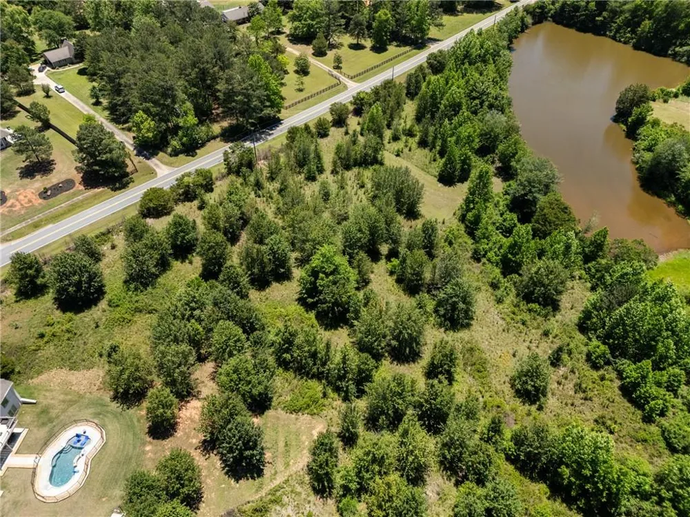 6707 Bishop Road Fairburn, GA 30213
