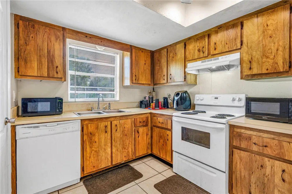 428 BANANA CAY DRIVE #A South Daytona, FL 32119