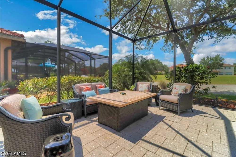 Vardin Place Naples, FL 34120