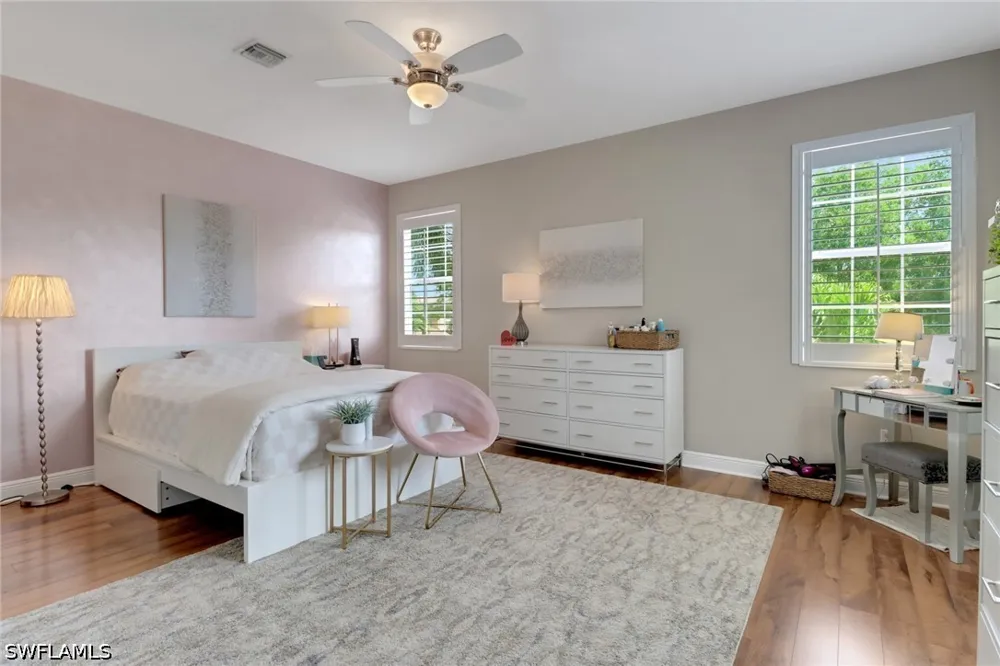 Vardin Place Naples, FL 34120