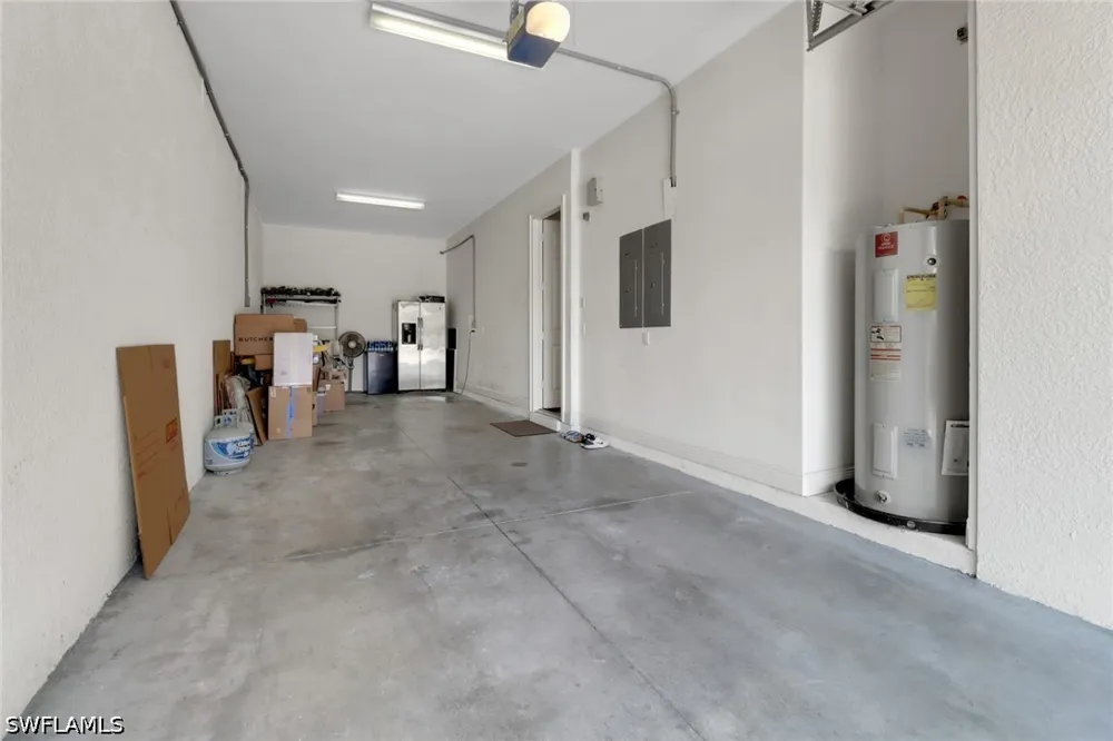 Vardin Place Naples, FL 34120