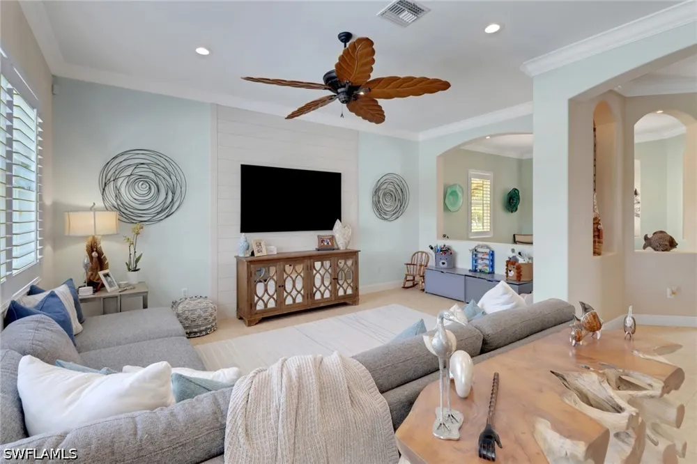 Vardin Place Naples, FL 34120