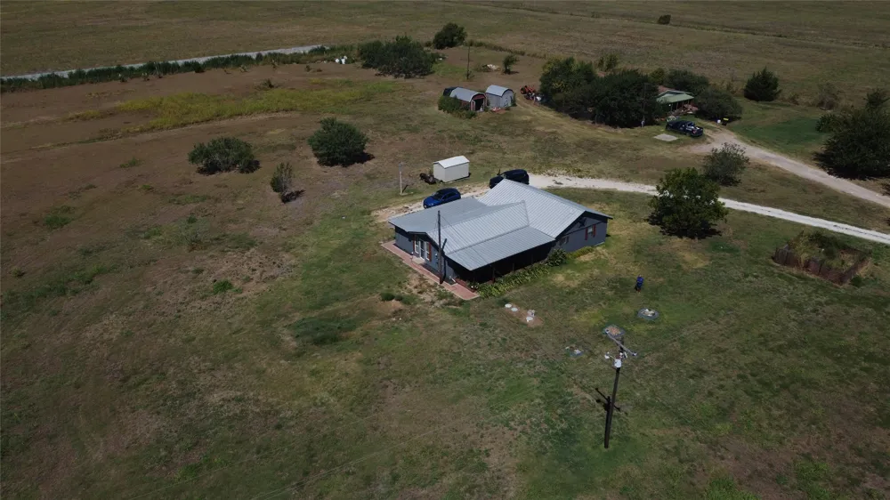 2515 US Highway 77 Highway Lott, TX 76656