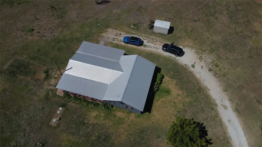 2515 US Highway 77 Highway Lott, TX 76656