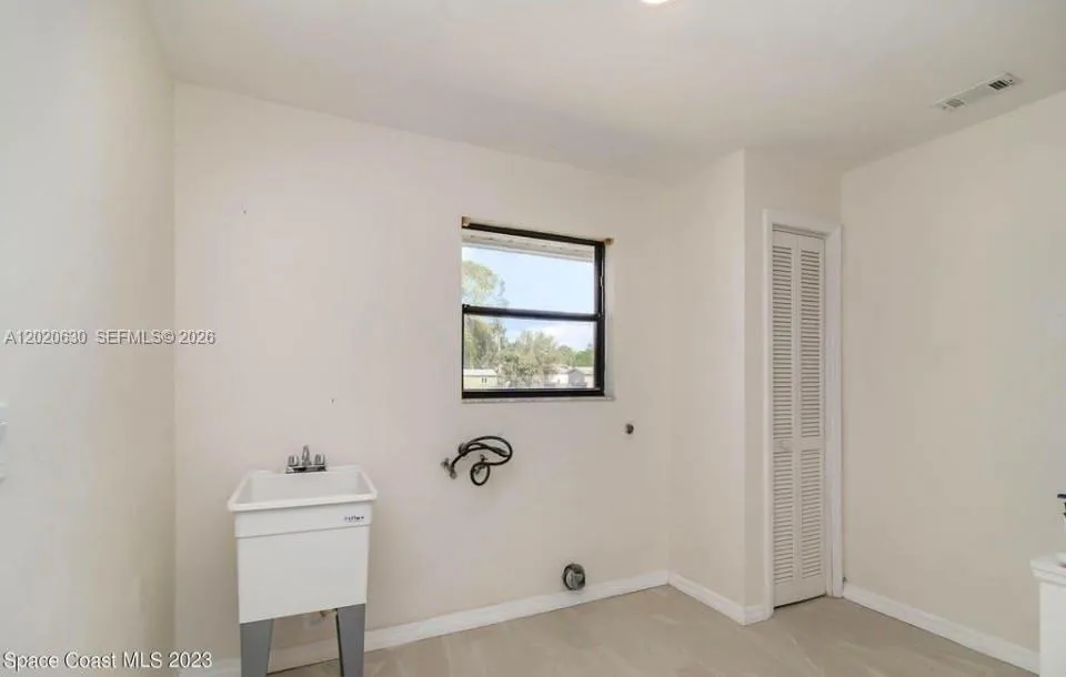 311 SAN FILIPPO DR Palm Bay, FL 32909