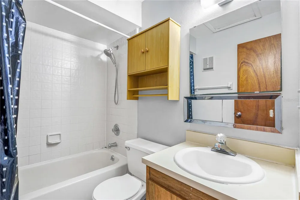 418 BANANA CAY DRIVE #E Daytona Beach, FL 32119