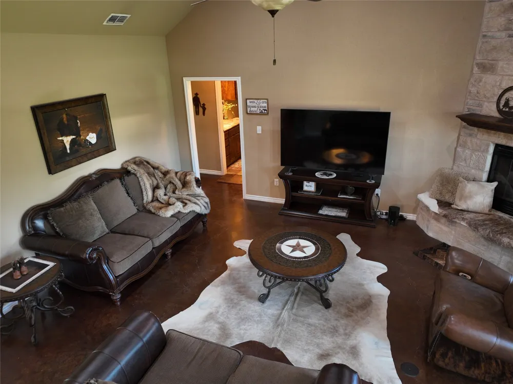 13656 County Road 238 Clyde, TX 79510