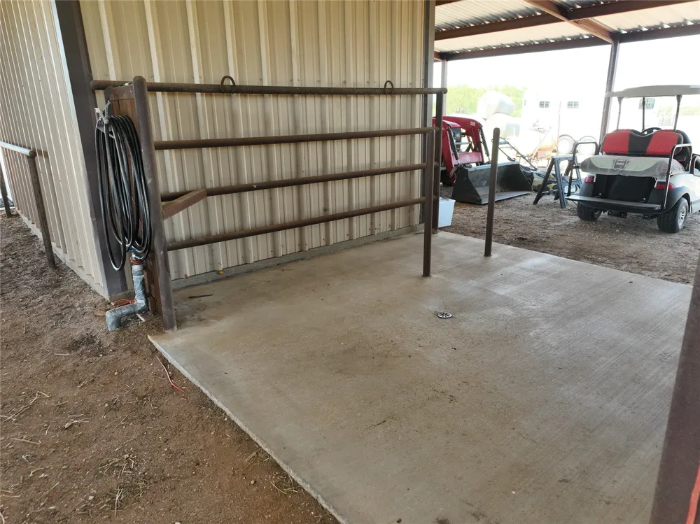 13656 County Road 238 Clyde, TX 79510
