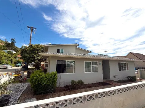 6840 W Santa Barbara