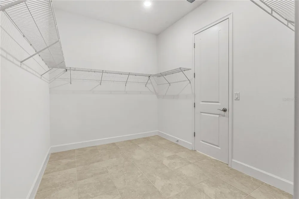 6243 WOODHAVEN VILLAGE DRIVE Port Orange, FL 32128