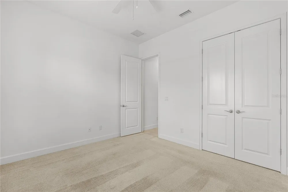 6243 WOODHAVEN VILLAGE DRIVE Port Orange, FL 32128