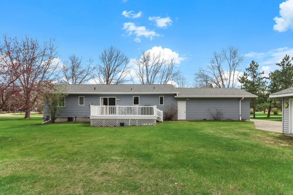 418 Clayborn Avenue Parkers Prairie, MN 56361