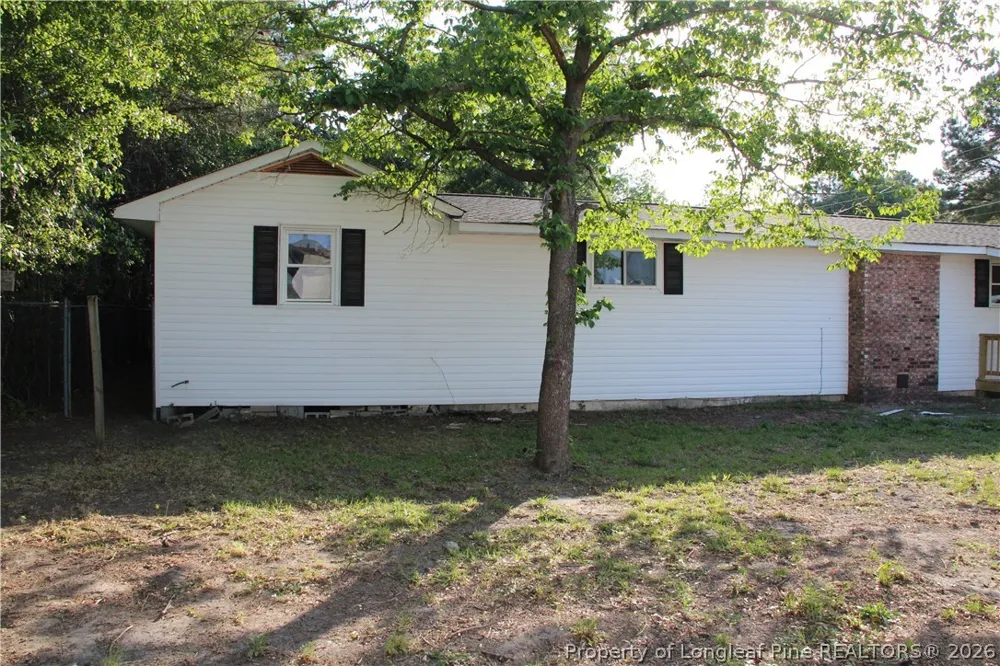 5211 Red Maple Lane Hope Mills, NC 28348