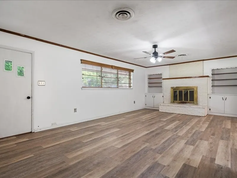 1016 Saline Grand Saline, TX 75140