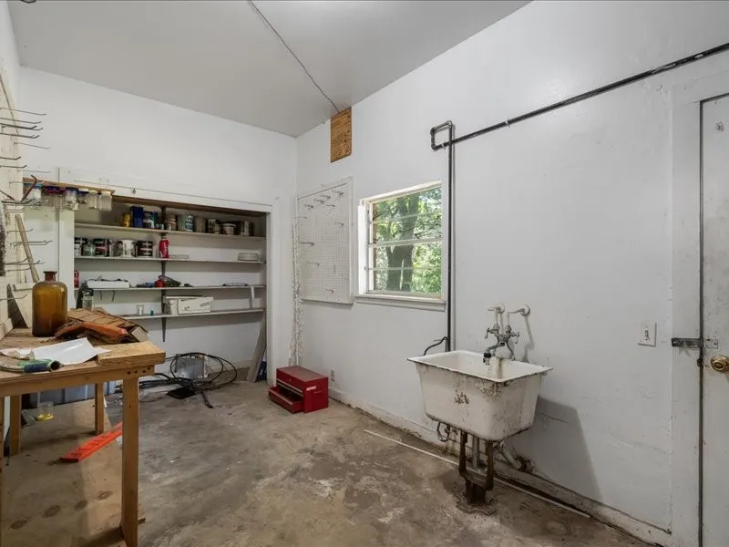 1016 Saline Grand Saline, TX 75140