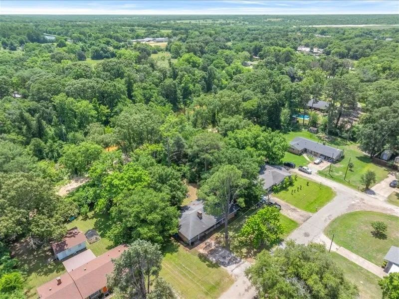 1016 Saline Grand Saline, TX 75140