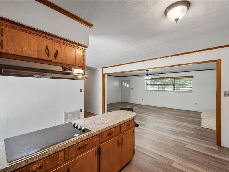 1016 Saline Grand Saline, TX 75140